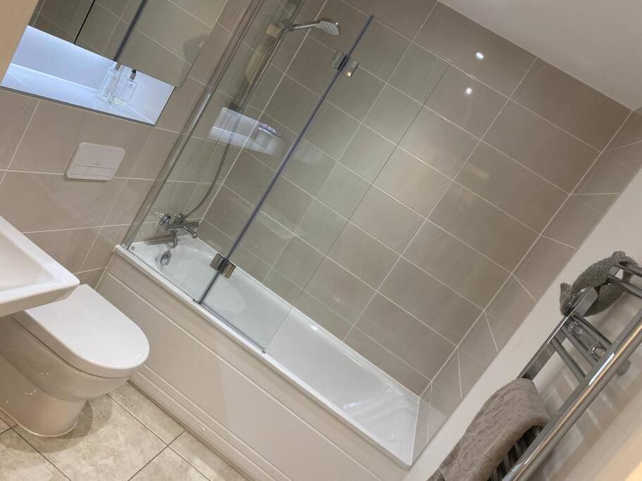 Unrivalled Location - Five Star - Worcester Apartment Luaran gambar