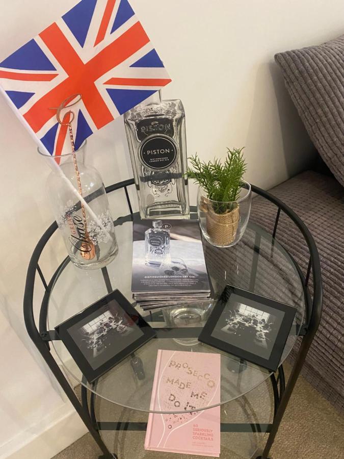 Unrivalled Location - Five Star - Worcester Apartment Luaran gambar